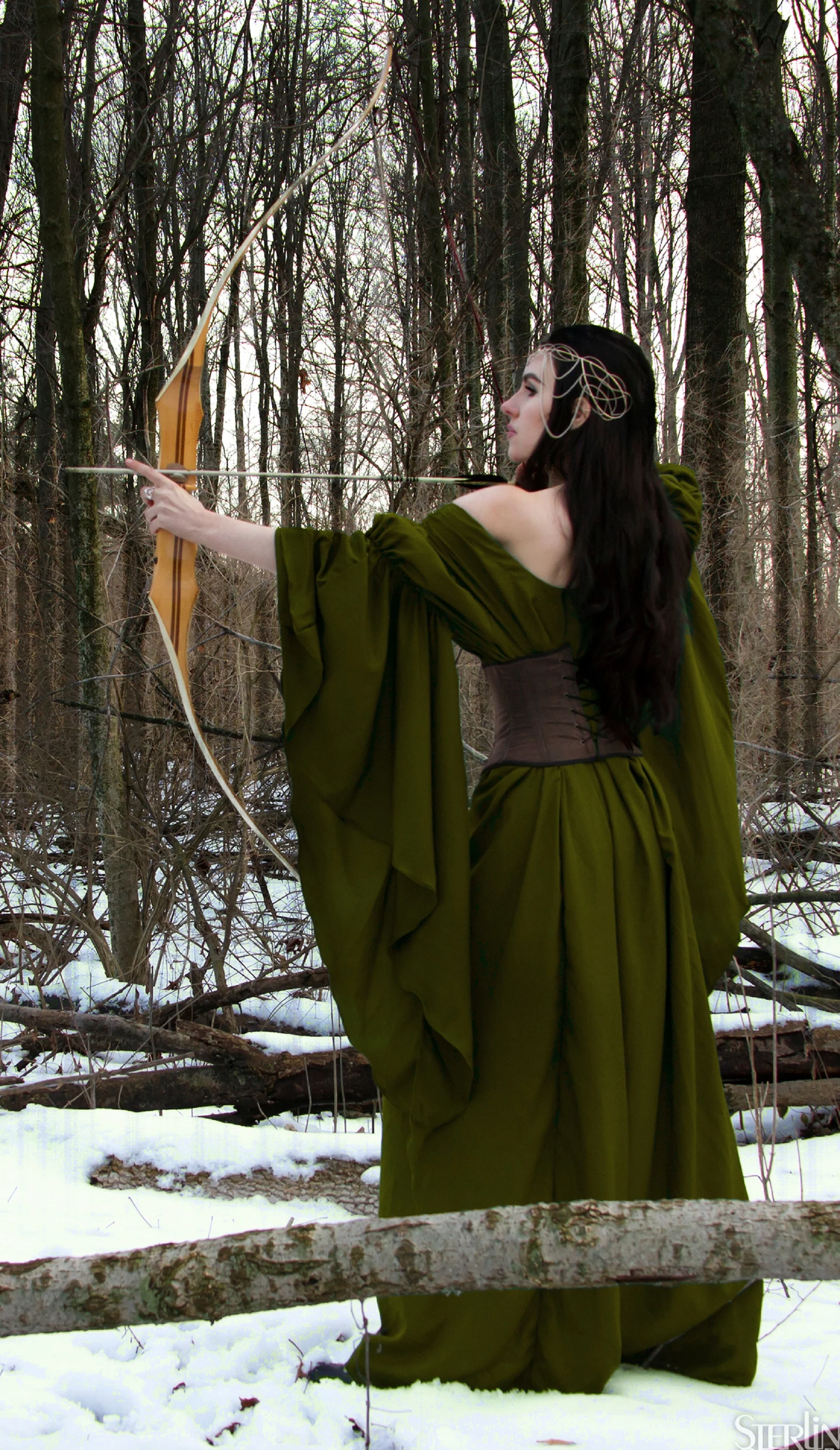 Renaissance women Costume Medieval Fantasy Cosplay Gown Dress "The Archeress" Reminisce Brand - Image 4